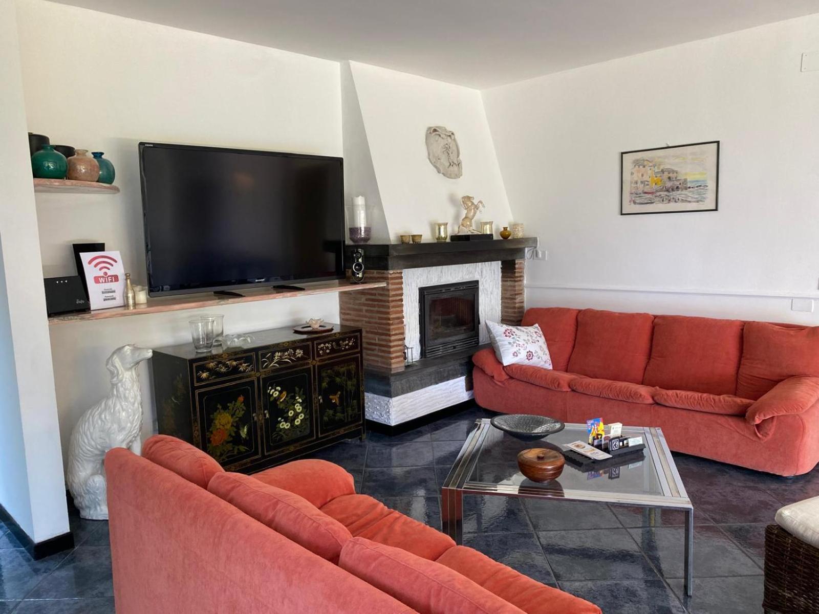 Versilia - Pietrasanta - Le Colmate Guesthouse Tonfano Bagian luar foto